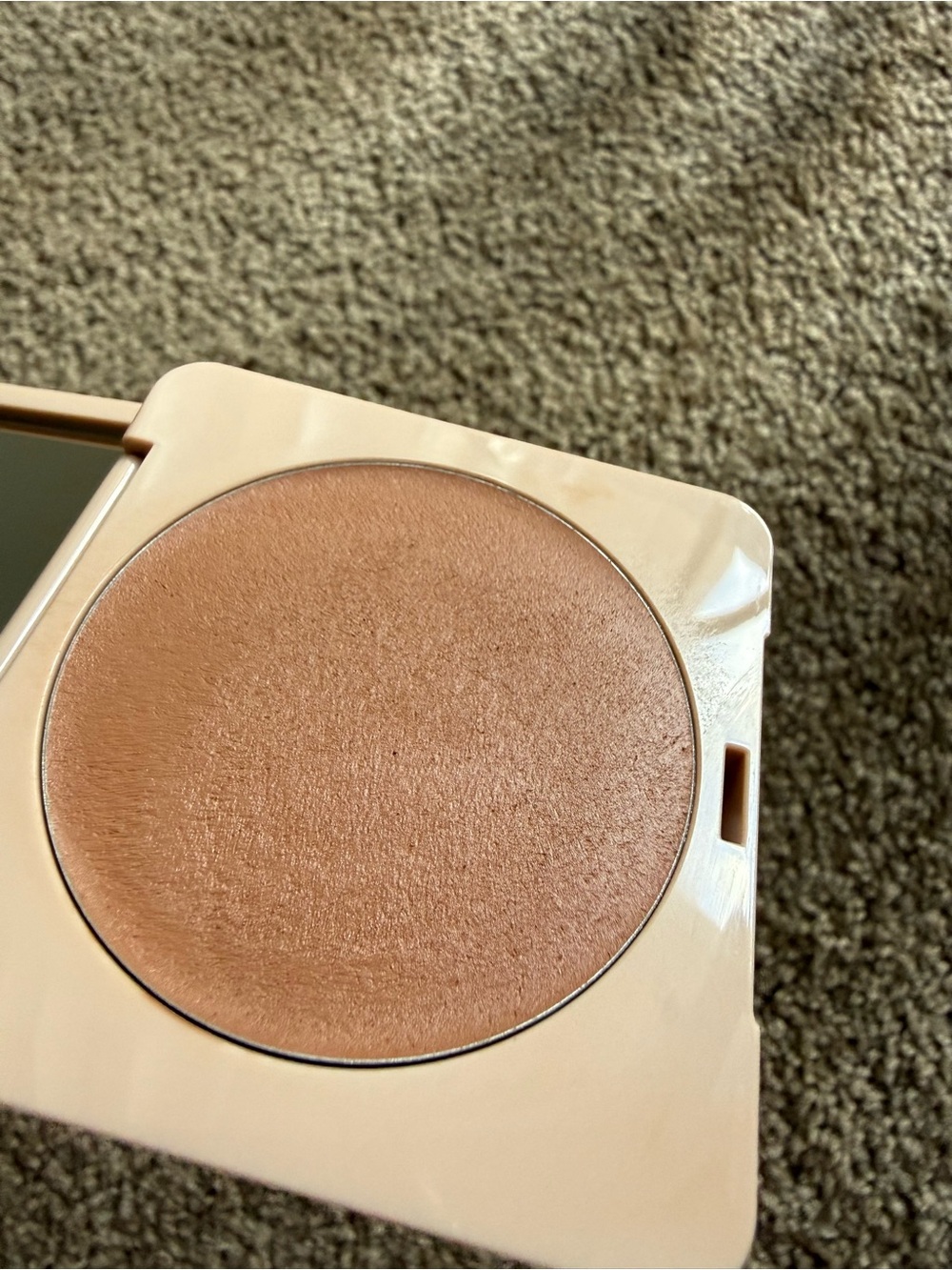 Summer Friday Butter Cream Bronzer 🤎 - Picture 4 of 5